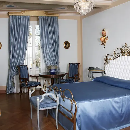 Palazzo Quaranta Hotel