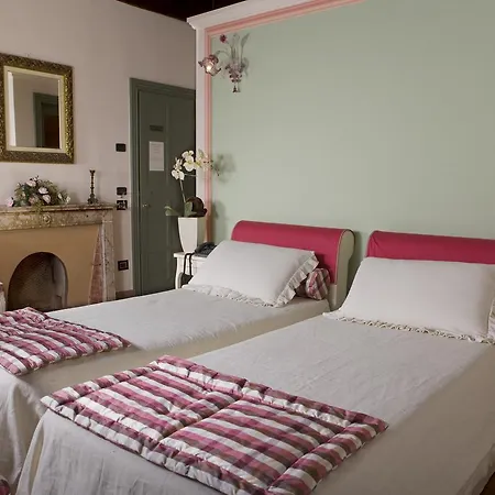 Palazzo Quaranta Hotel Piadena