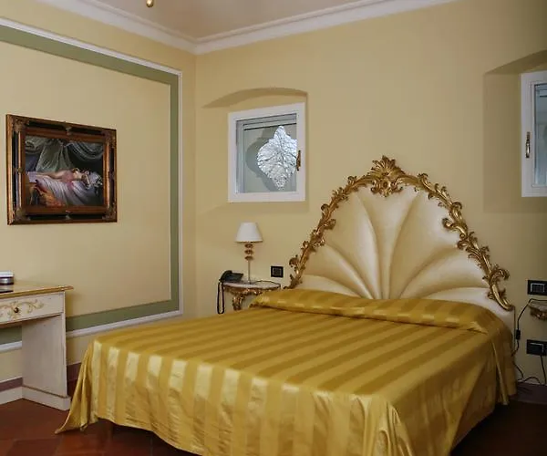 Palazzo Quaranta Hotel