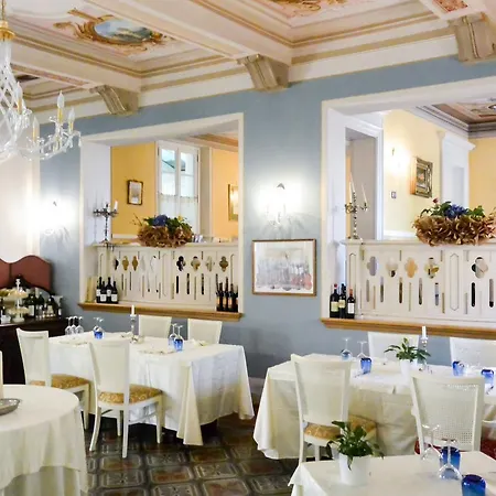 Ξενοδοχείο Palazzo Quaranta 3*