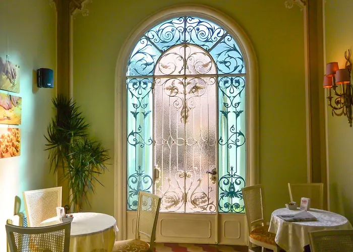 Palazzo Quaranta מלון 3*
