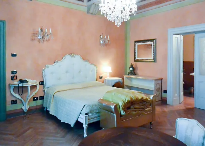 מלון Palazzo Quaranta 3*